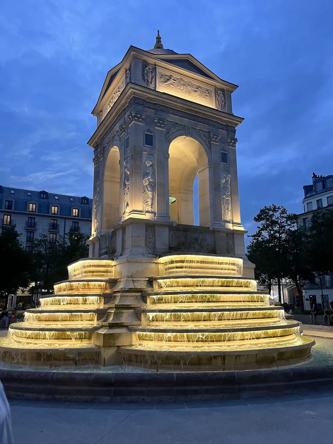 Fontaine des Innocents, Paris