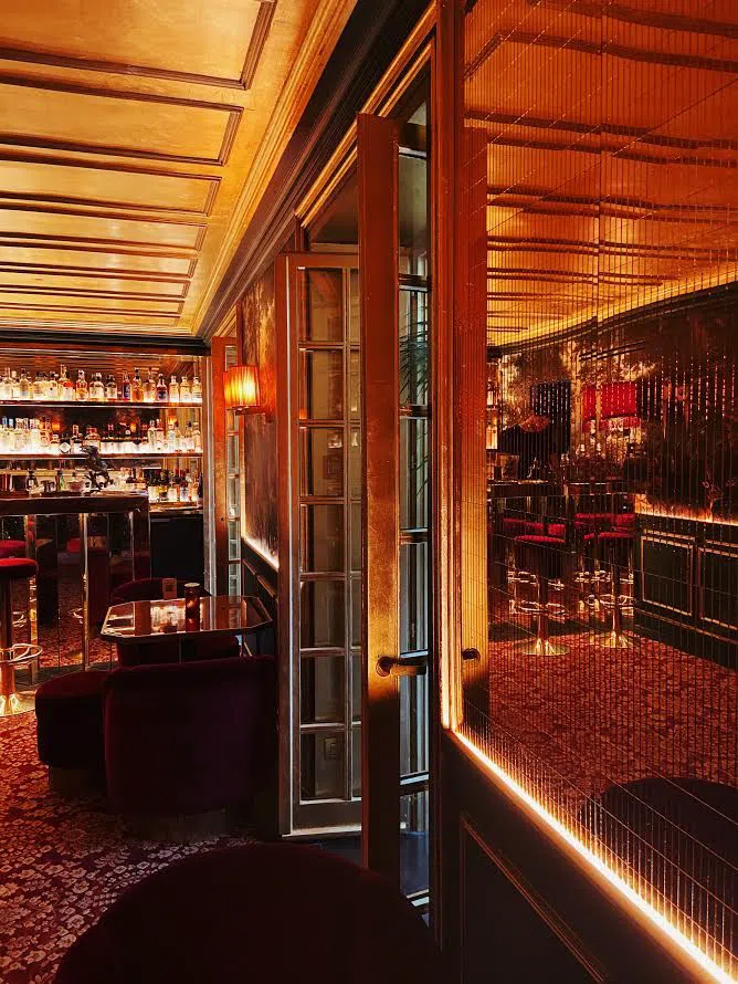 Le Très Particulier, Paris