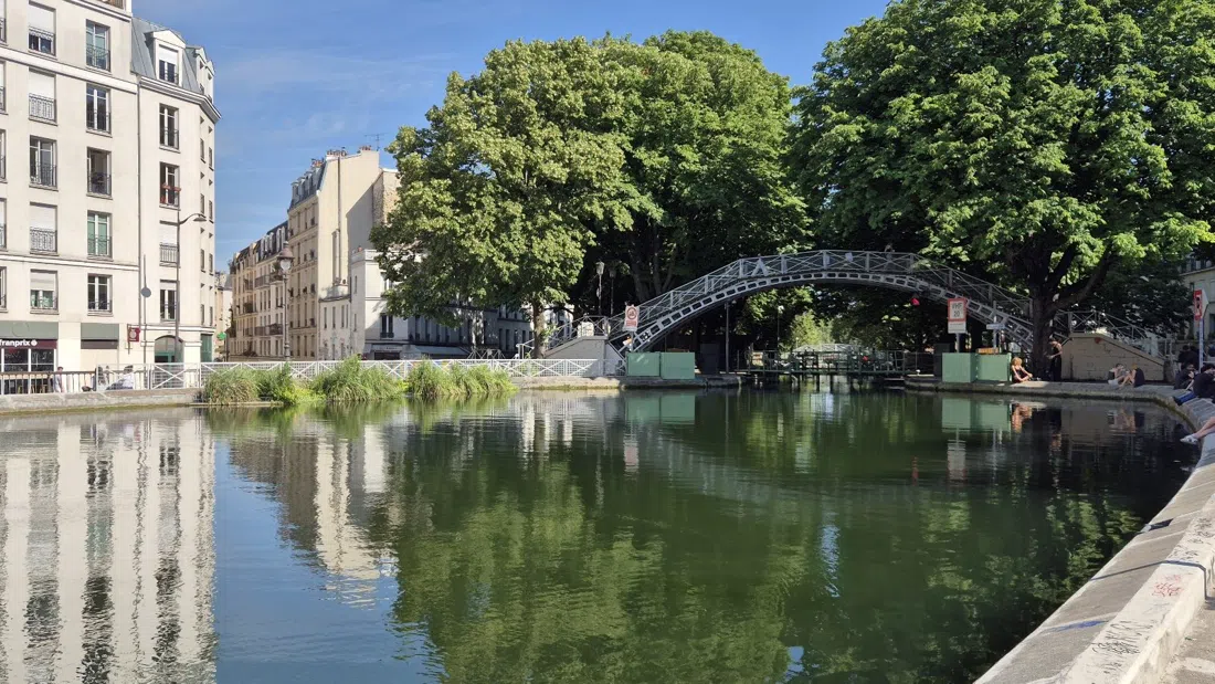 Canal Saint-Martin (Quai de Valmy / Quai de Jemmapes), Paris