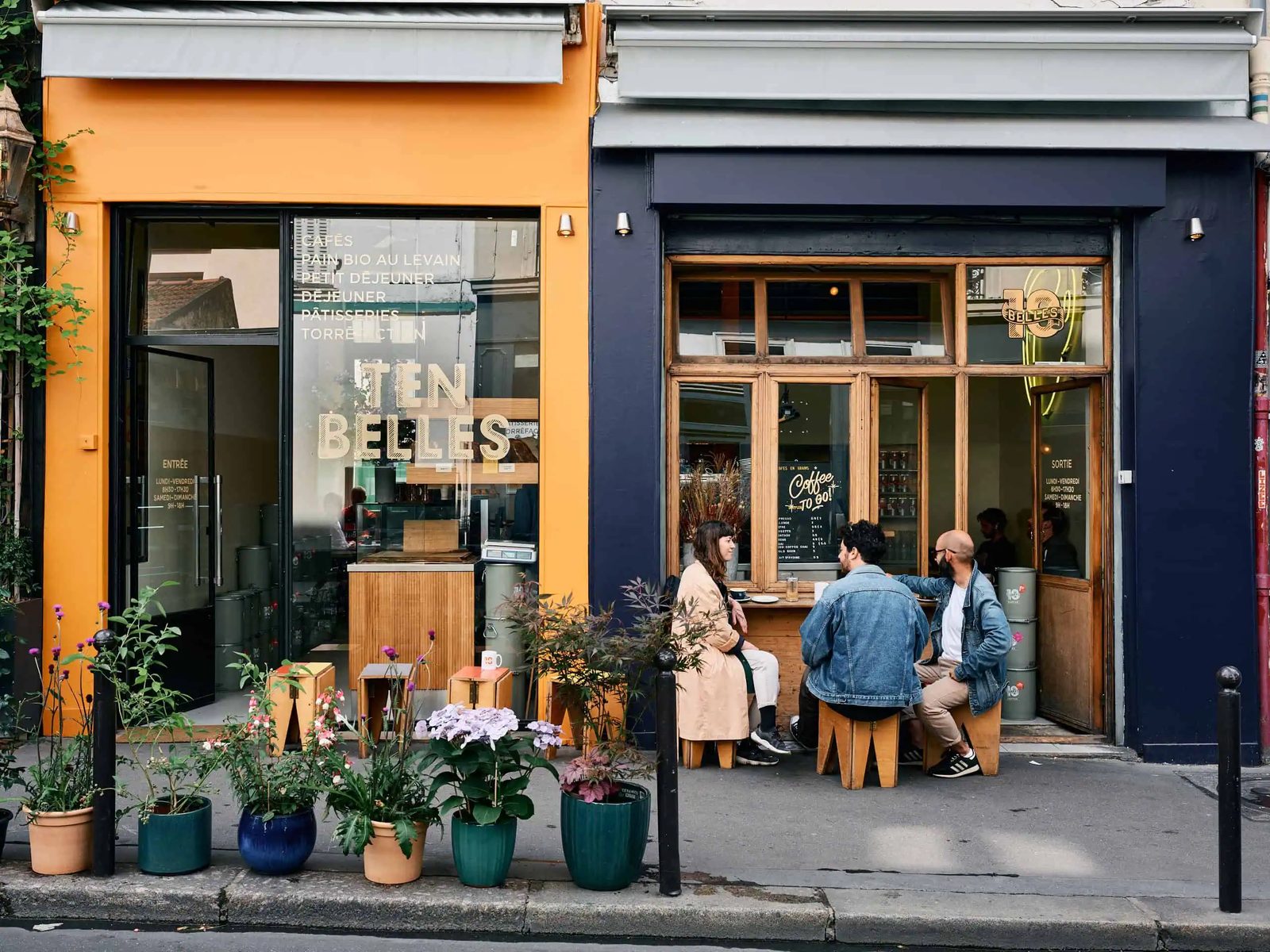 Ten Belles coffee counter on rue de la Grange aux Belles
