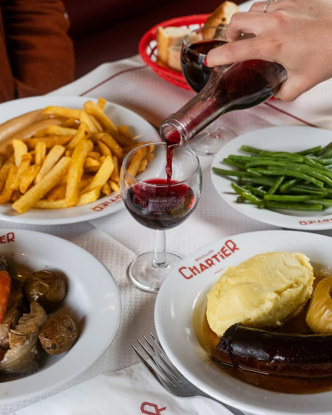 Bouillon Chartier, Paris