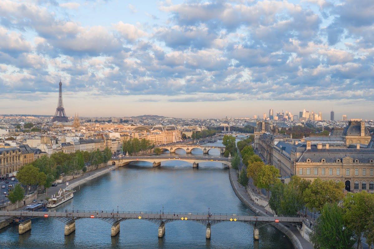 Cheval Blanc Paris, Paris