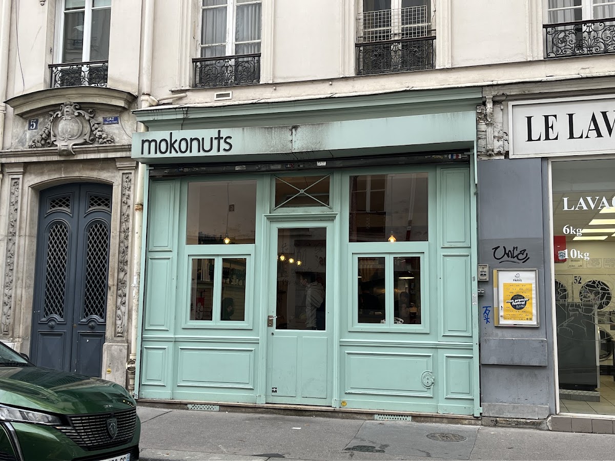 Mokonuts, Paris