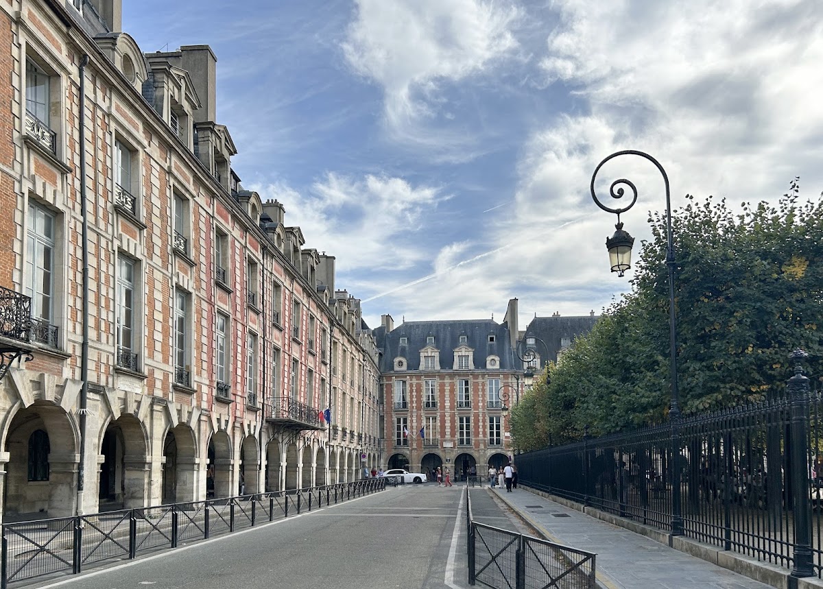 Place des Vosges — photo 2