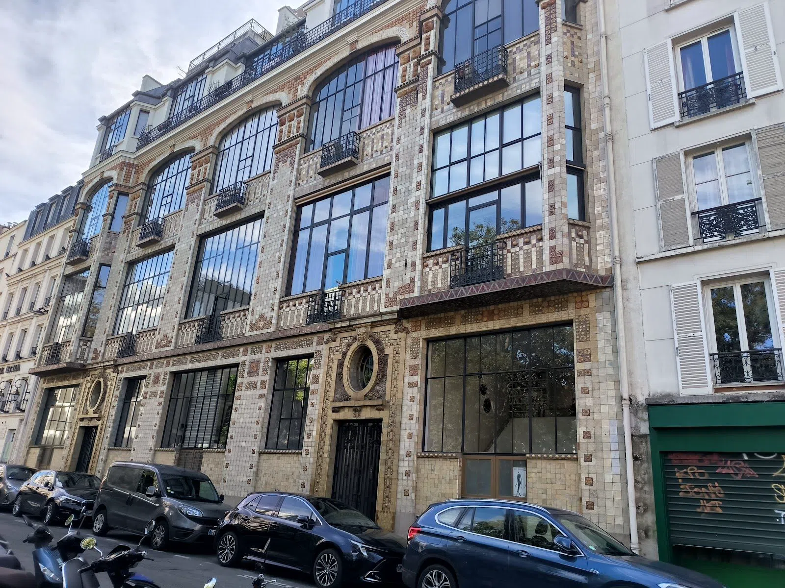 Bâtiment d'ateliers d'artistes de la rue Campagne-Première, Paris